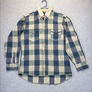 Wrangler Blue and Cream Casual Button Down Shirt